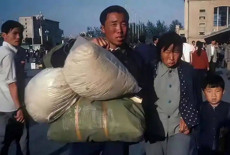 不要再被电视剧骗了!80年代"老北京",其实是这个样子