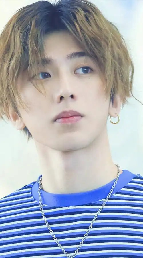 主题:求cxk的生图脸部特写[43]收藏该帖已收藏