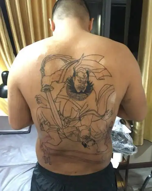 满背钟馗后期上色纹身图片