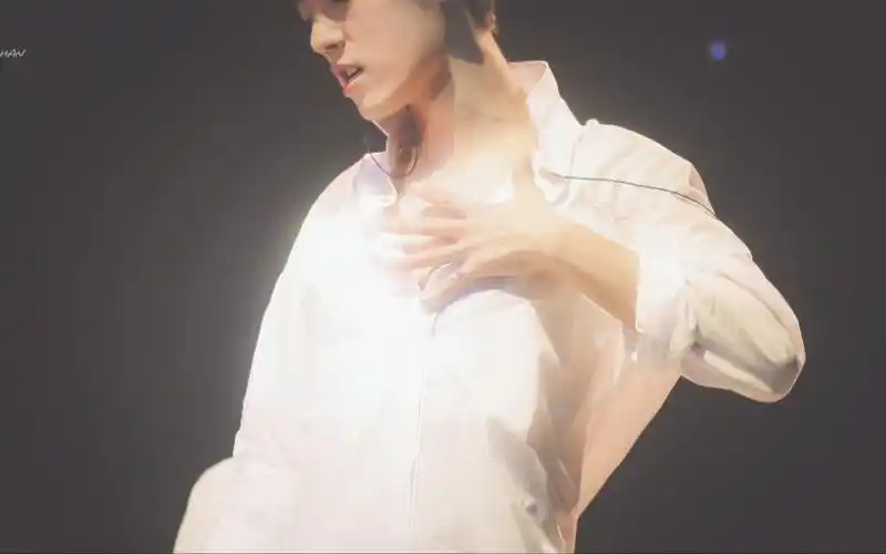 肖战白衬衫纯欲天花板