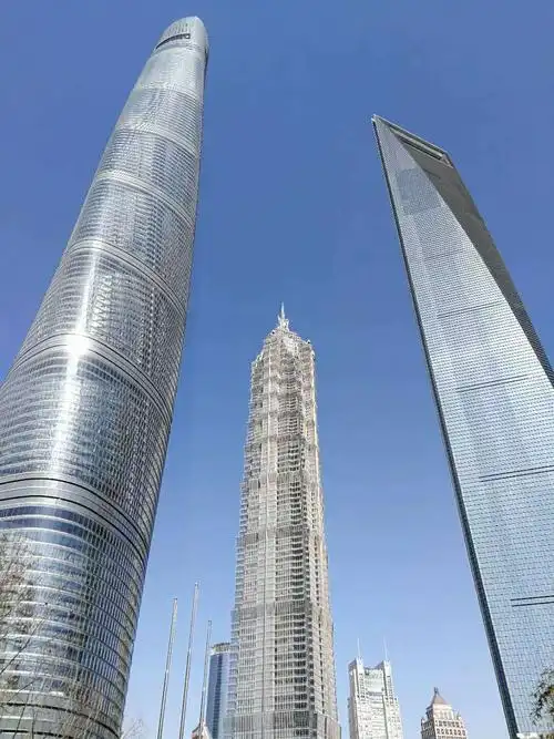 上海第一高楼上海中心大厦37层观复博物馆(万物并作,吾以观复)