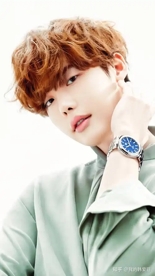 po一下你眼里李钟硕最帅的照片? - 知乎