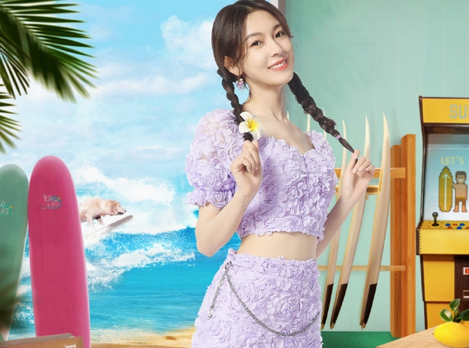 陈瑶做客《夏日冲浪店》,镜头扫过她的腰,我才知道啥是"腰精"