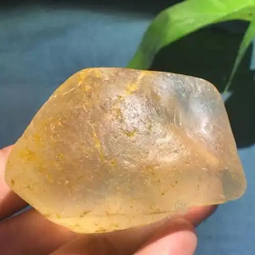 托帕石原石图片欣赏