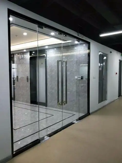 西青区安装自动玻璃门办公隔断选择好的厂家非常重要