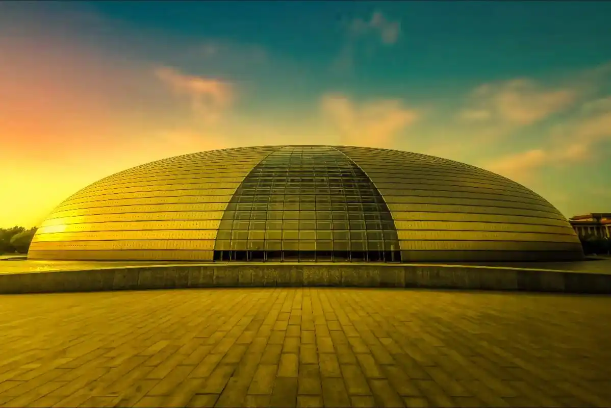 国家大剧院是北京地标建筑之一,外观仿佛是一颗巨大的水滴!#唯 - 抖音