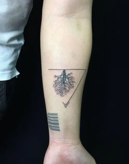 《几何生命树》纹身图片_手臂小清新纹身图案
