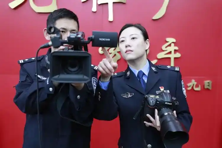 致敬了不起的她盐城市第八届十佳女警十佳警嫂揭晓