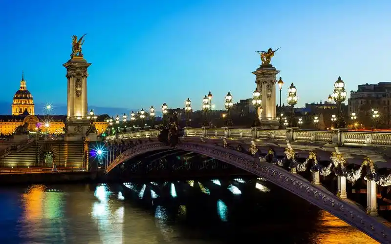 法国巴黎城市风景桌面壁纸