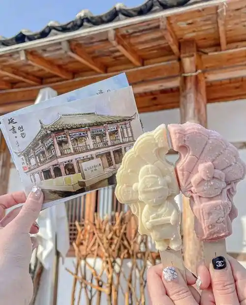 各地"丑雪糕"文创大比拼!圆明园,江西博物馆.各个"丑"出圈!