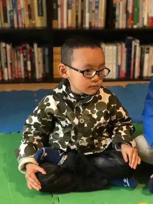 研旭的单盘腿好标准