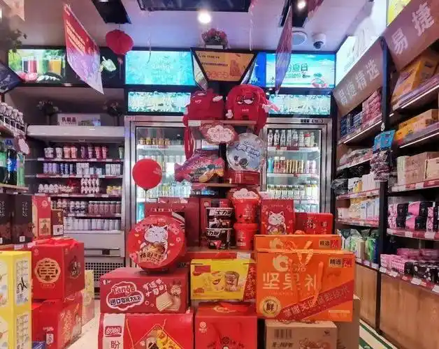 新年到囤年货加油站特色堆头上线啦