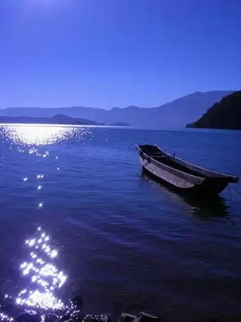 心淡如茶,心静如水