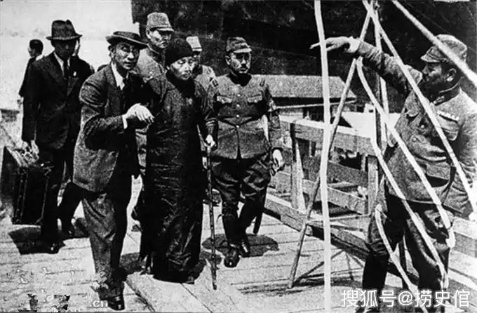 1940年4月,日本人为了让汪精卫更好地为其"效忠",将其母接到南京.