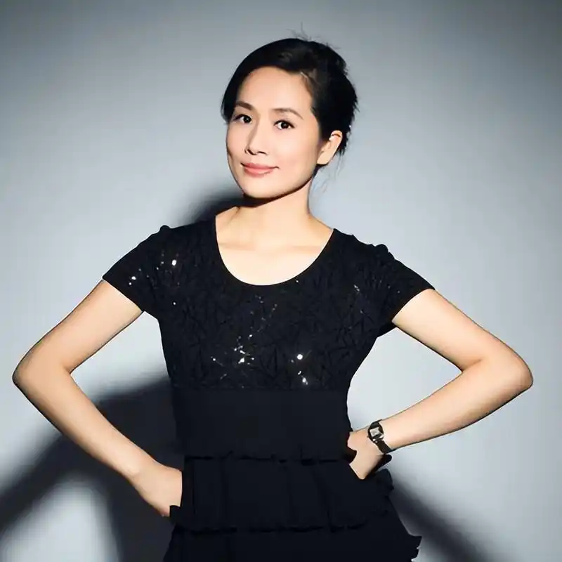 越剧名家王君安:最红时远赴国外,44岁嫁美国丈夫