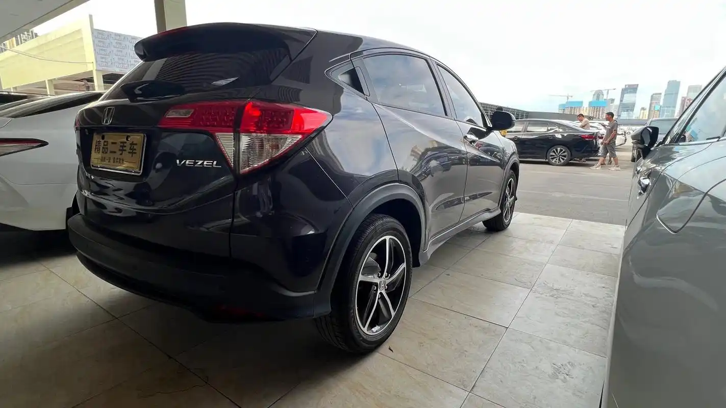 5l幻夜.先锋版 新到2022年本田缤智1.5l幻夜.