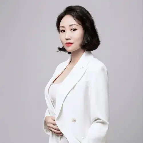 成妆职业技能培训学校优秀教师(张丹老师)照片