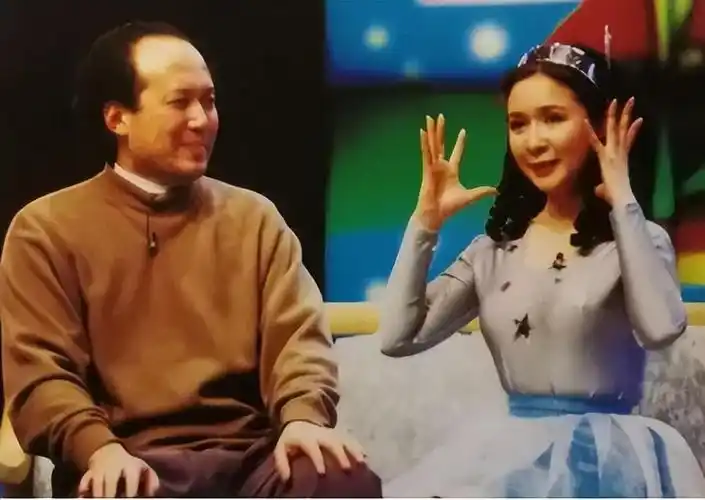 郭达不留余地猛击潘长江同为蔡明搭档