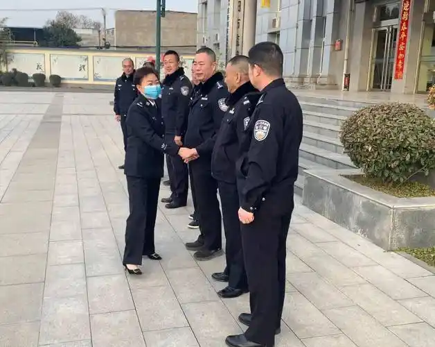 洛阳市司法局党组书记,局长党慧到监狱戒毒单位慰问一线干警_工作_监