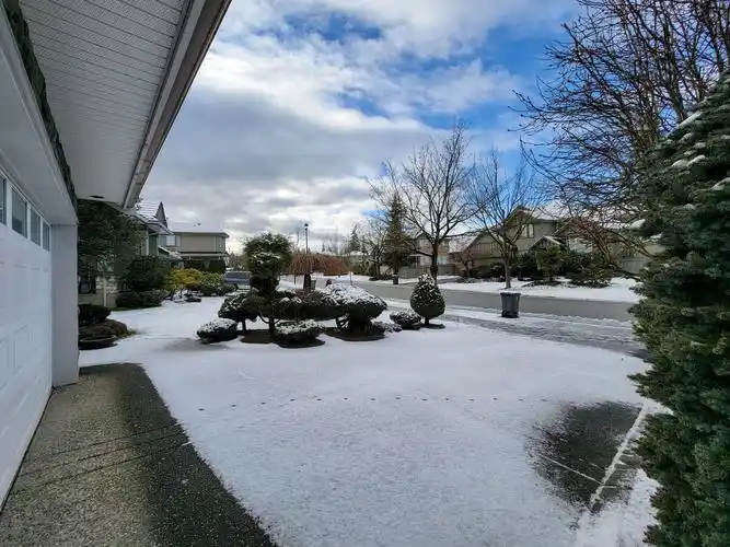 三星s21手机拍摄原图