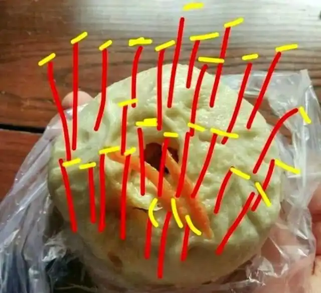 吃货没钱时怎么过生日?大白馒头画蜡烛,求女朋友不要做蛋糕了!