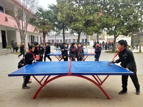 城郊乡谢冲小学"阳光少年,激情飞扬"大课间活动