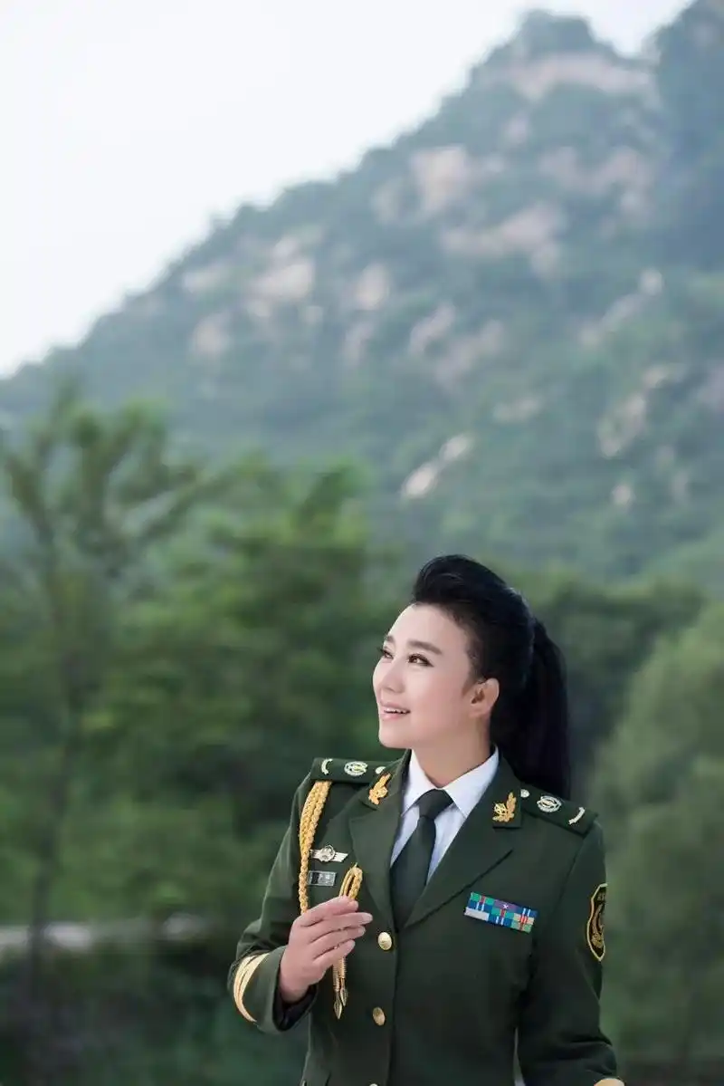 最纯朴女中音刘子琪重走长征路第五篇章:《红色遵义》中国从这里走向