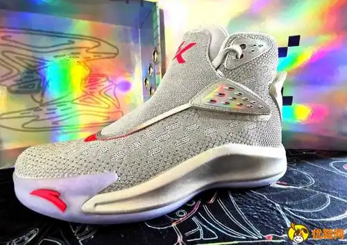 kt5水晶球配色开箱测评安踏kt5值得入手么