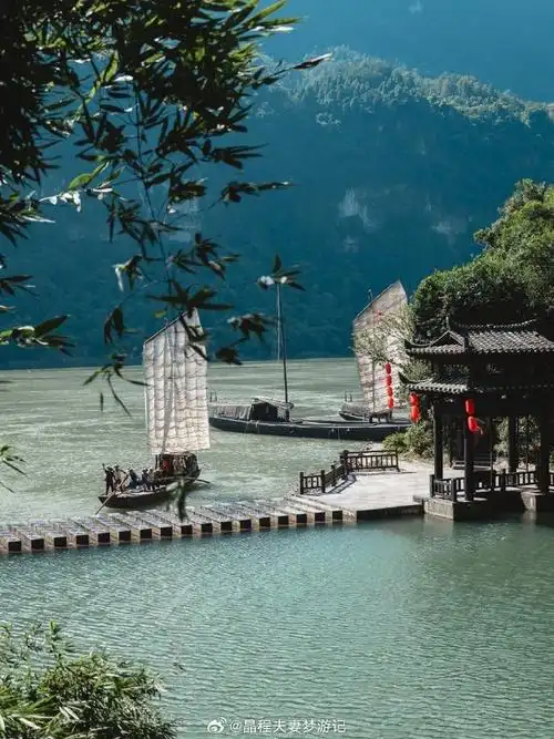 湖北宜昌99不可错过的"绿宝石",闯入人间仙境