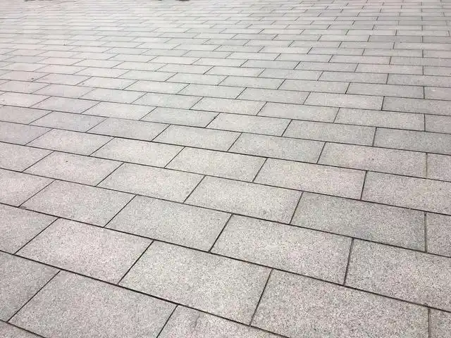 花岗岩路沿石和花岗岩板材会被人造新材料取代么?