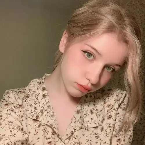 ins头像 | 没说出口的喜欢和想念