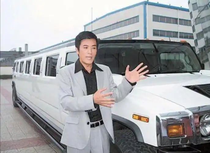 嫌弃黄圣依没文化的杨子,学历究竟多高?