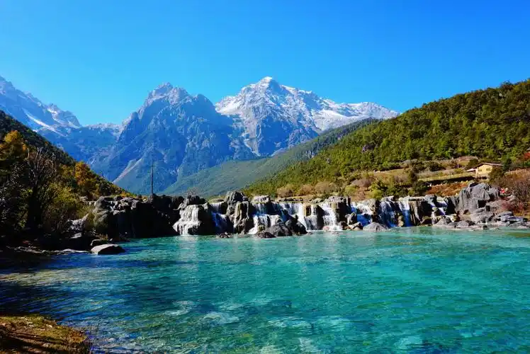 玉龙雪山蓝月谷