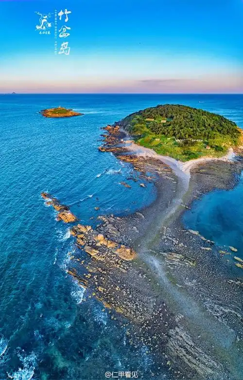 航拍绝美竹岔岛 小渔岛变身滨海金银岛(组图)