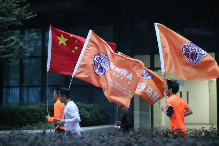 国旗,团旗,队旗,随风飘扬,气势如虹!