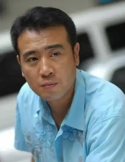 回顾:别人是中年发福,这6位是越老越帅!连褶子都长得恰到好处