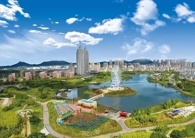 全国百强县之庄河市,属辽宁省大连市管理,但比较自成体系
