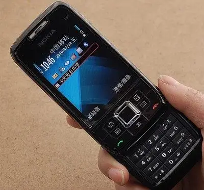 诺基亚e66滑盖老人学生外壳塞班智能3g手机wifi
