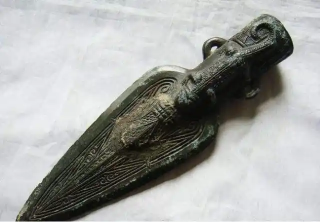 矛什么意思解释,矛字笔画笔顺(中国古代战场上最常用的冷兵器——矛)