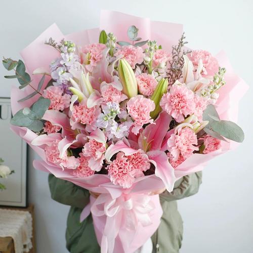 康乃馨百合北京天津广州上海鲜花速递同城配送妈妈长辈花束母亲节