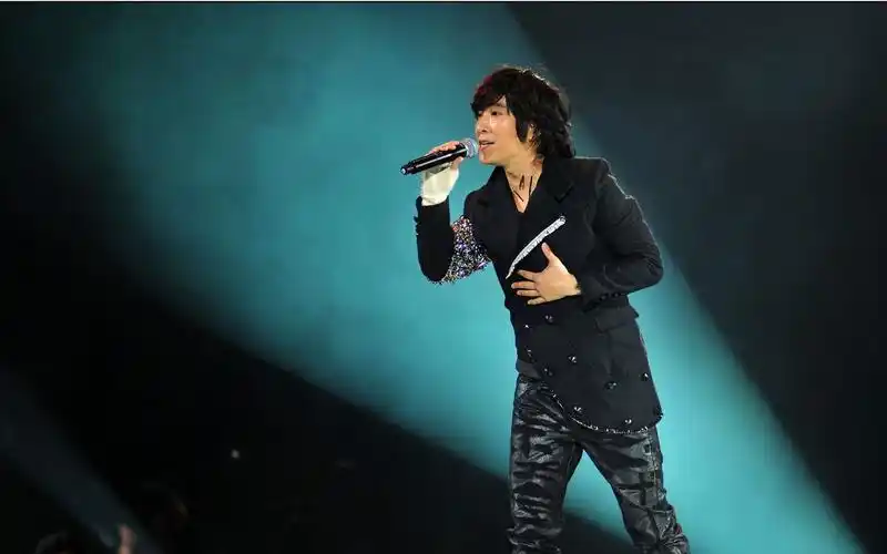 邰正宵红馆演唱会《千纸鹤》