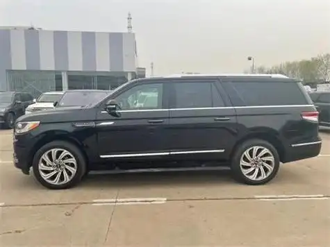 23款林肯领航员加长总统一号现车价格117万