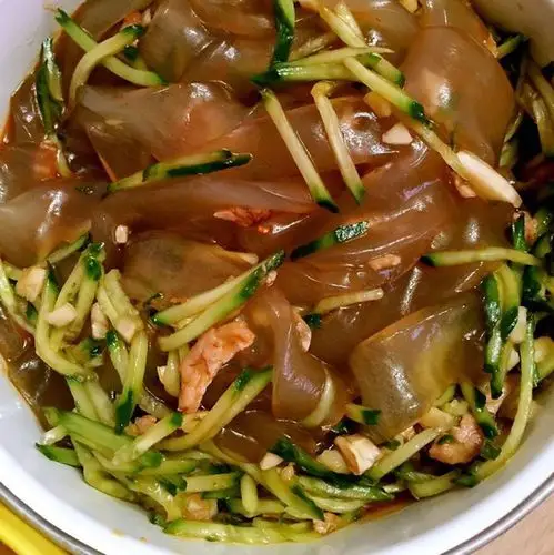 感觉不错做的肉丝拉皮