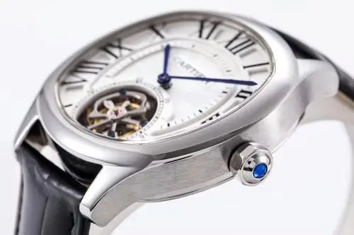 复刻卡地亚陀飞轮手表靠谱吗