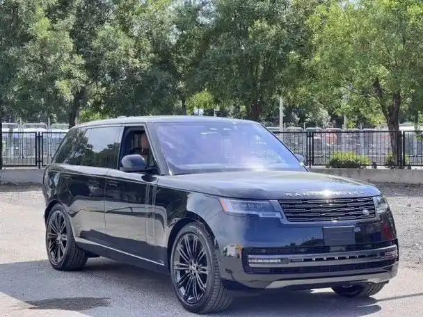 顶配23英寸轮毂最新款路虎揽胜行政版|座椅|内饰|方向盘|底盘_网易