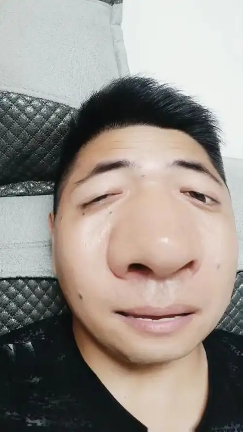 长得帅老的快,长得丑活的久!