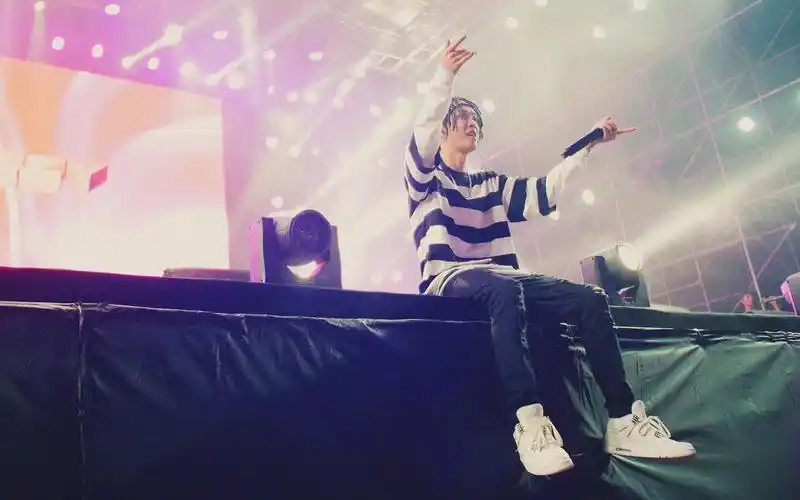 你的男孩tttizzyt924直播录屏