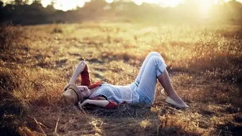 一个人心累的伤感说说身心疲惫身心疲惫的朋友圈句子