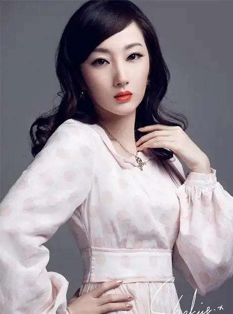 程媛媛经纪人联系方式