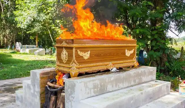 殡仪馆火葬后的尸油去哪了